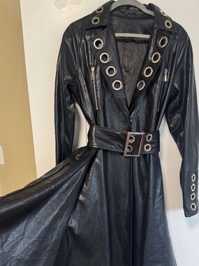 Valiant - Paris leather trench coat:  optional side, bustles, and silver detail